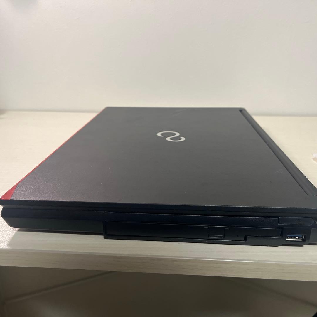 富士通 LIFEBOOK Core i38GB｜SSD搭載｜Windows11