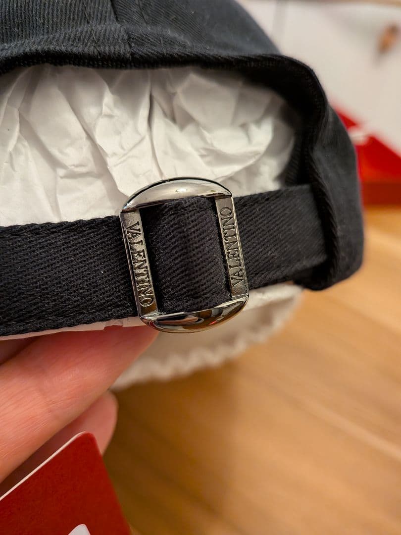 【未使用】VALENTINO GARAVANI VLTN キャップ 正規品
