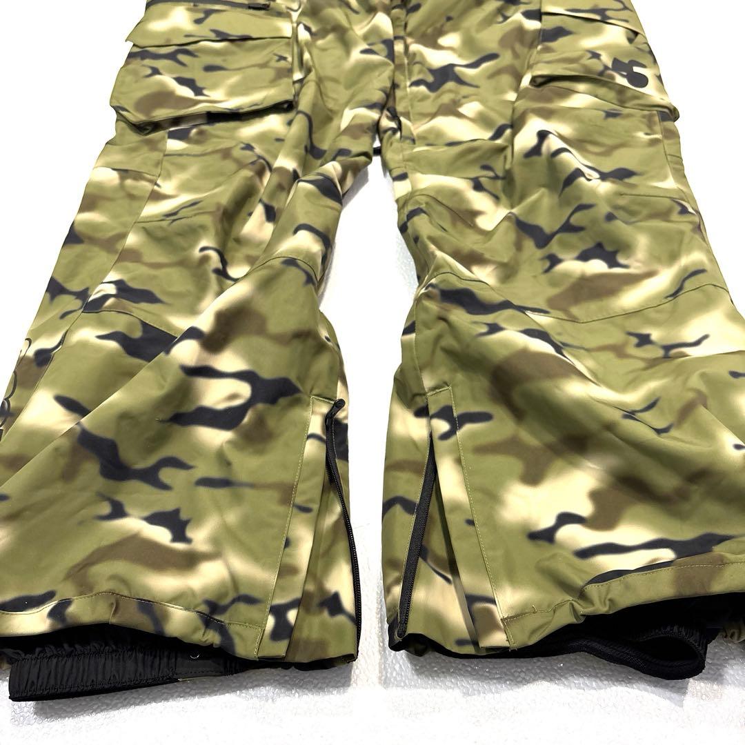 専用【極美品/XL】THIRTY TWO　スノボウェア　セットアップ　上下　カモ