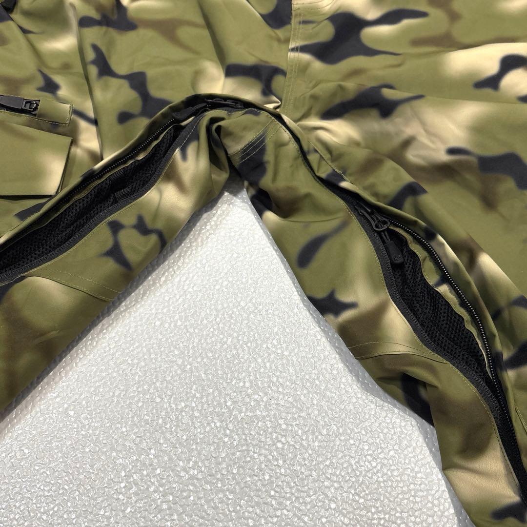 専用【極美品/XL】THIRTY TWO　スノボウェア　セットアップ　上下　カモ