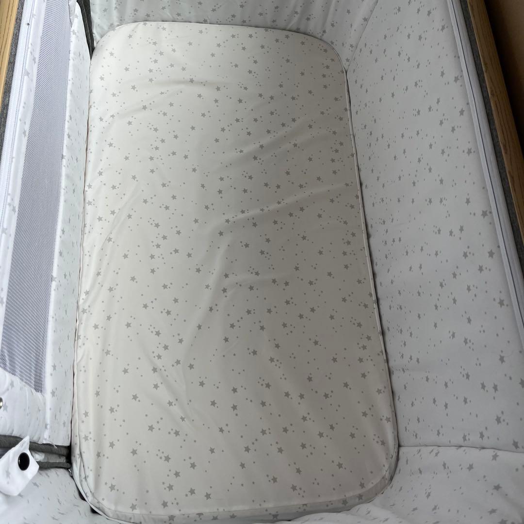 折りたたみ式ベビーベッド グレー　HZDMJ