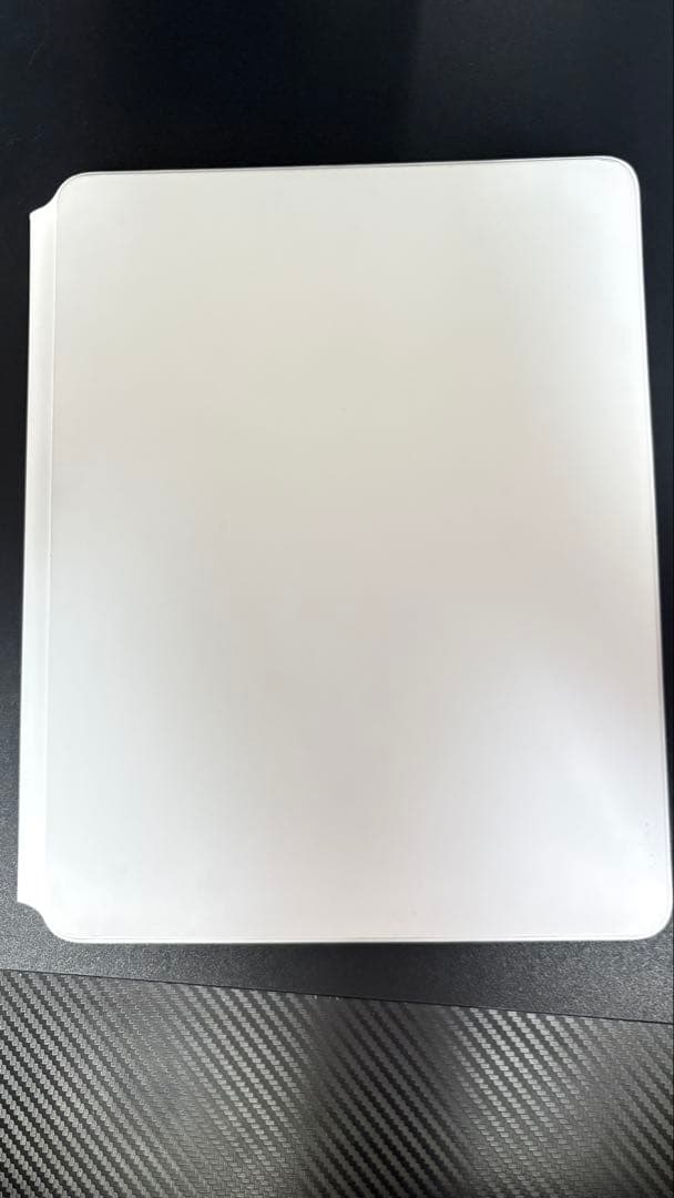 iPadPro第6世代　Apple純正キーボード　ホワイト