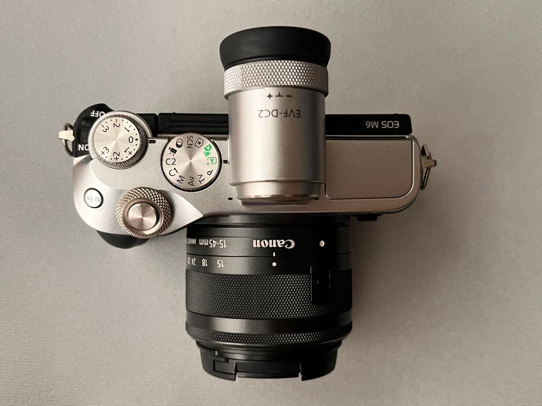 美品！Canon EOS M6 ミラーレスカメラ 【本体&レンズ2つ＆EVF付】