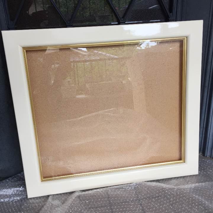 「値下げしました」美品油彩 額縁 F10号 白ホワイト フレーム