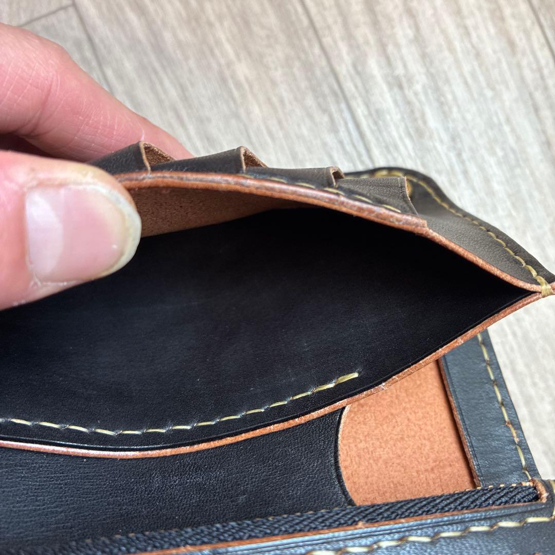 【茶芯ブラック】ミドルトラッカーウォレット　真鍮　お札を折らずに収納　タイプB