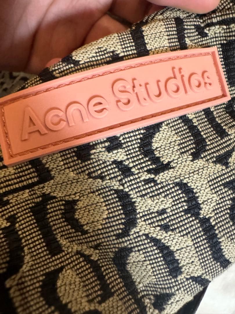 Acne Studios 23SS メンズライン デニムレザーショルダーバッグ