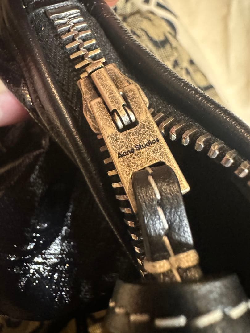 Acne Studios 23SS メンズライン デニムレザーショルダーバッグ