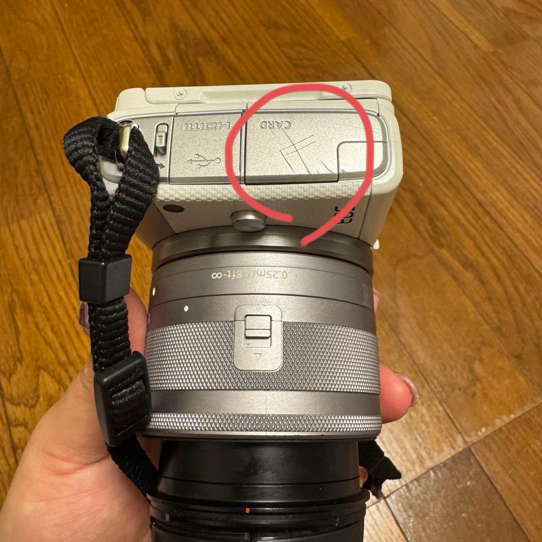 Canon EOS M100 レンズキット