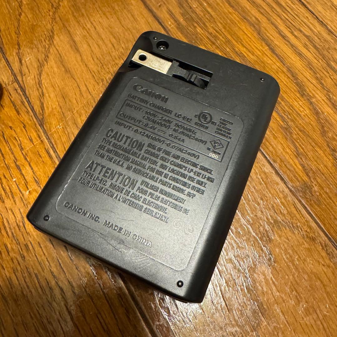 Canon EOS M100 レンズキット