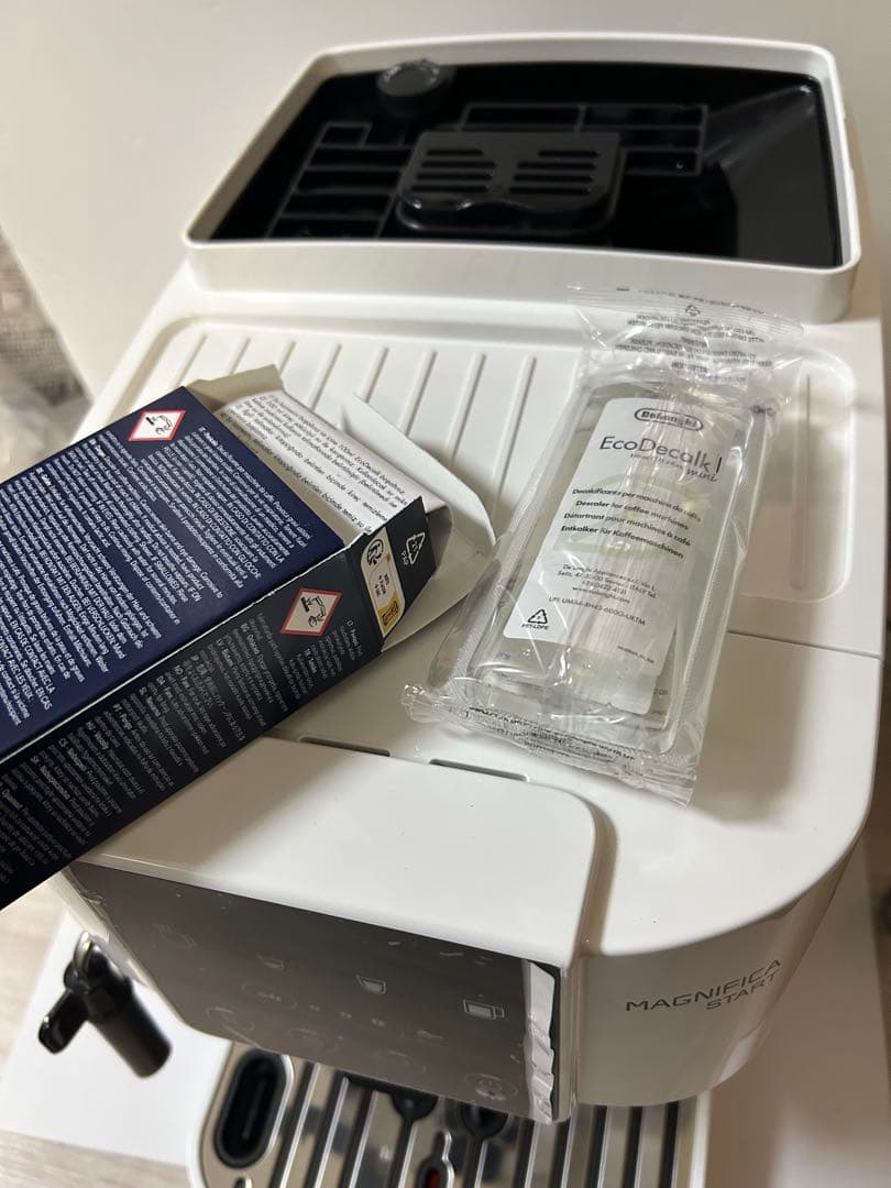 デロンギ ECAM22020マグニフィカ スタート 全自動コーヒーマシン　美品