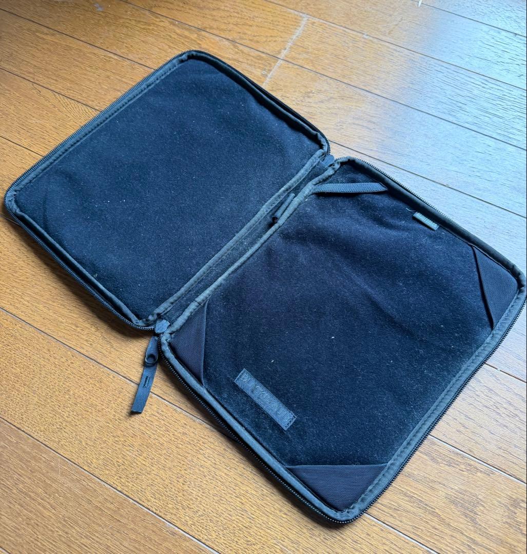 HEADPORTER BLACK BEAUTY iPadケース キルティング