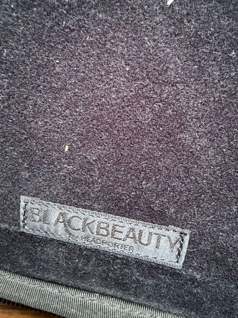 HEADPORTER BLACK BEAUTY iPadケース キルティング