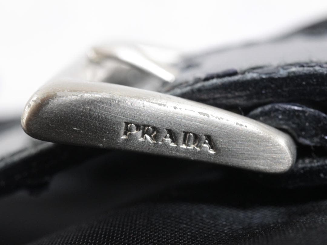 ▲PRADA/プラダ ナイロンショルダーバッグ 三角プレート メッセンジャー