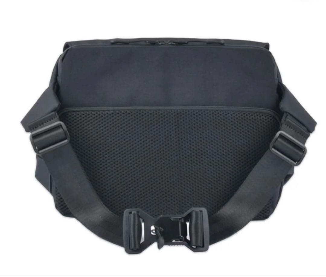 TOUGH SLING MULTI BAG タフスリングマルチバッグ 黒