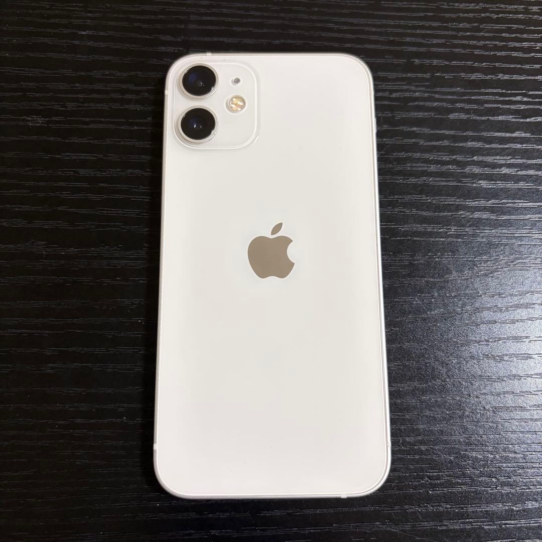 【らるる】iPhone 12 mini ホワイト 本体　ジャンク品