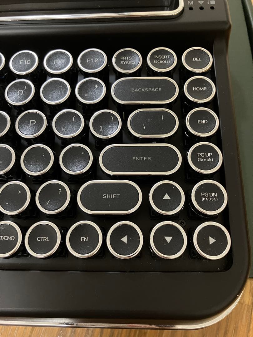 penna タイプライター型メカニカルキーボード ブラック