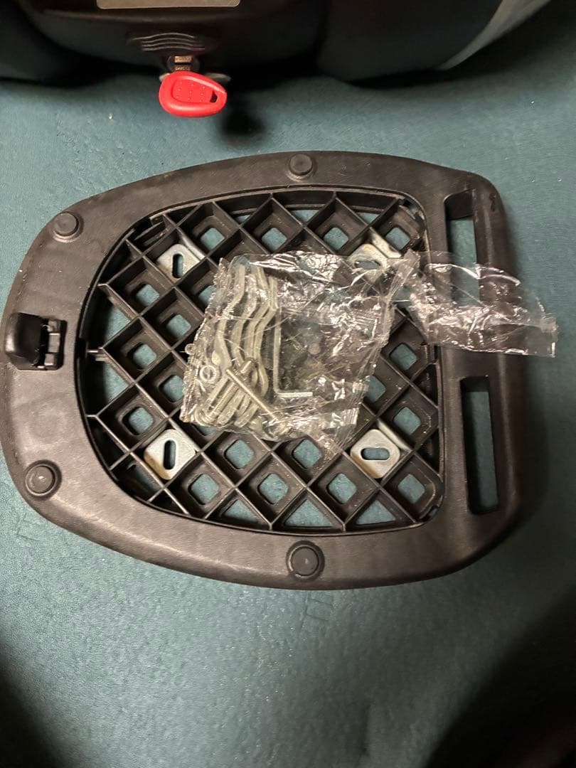 ト*〜様 GIVI 大型バイク用トップケース