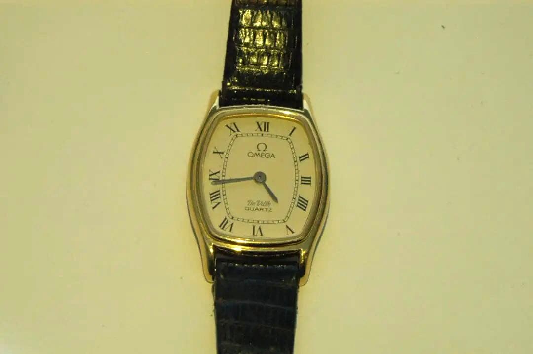 ♪【美良品】OMEGA■レディース時計■Deville■QZ■白箱型■1074