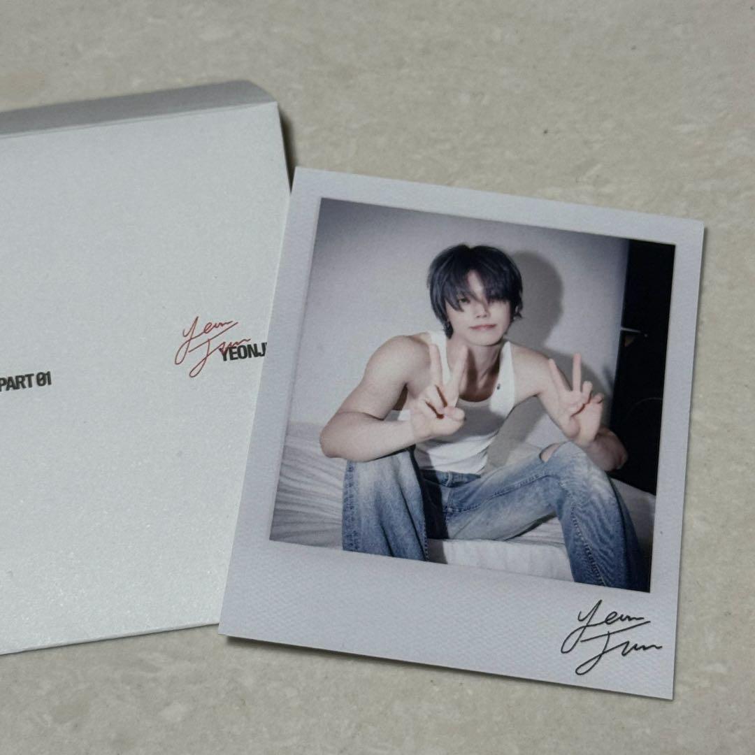 TXT ヨンジュン　ポラロイド