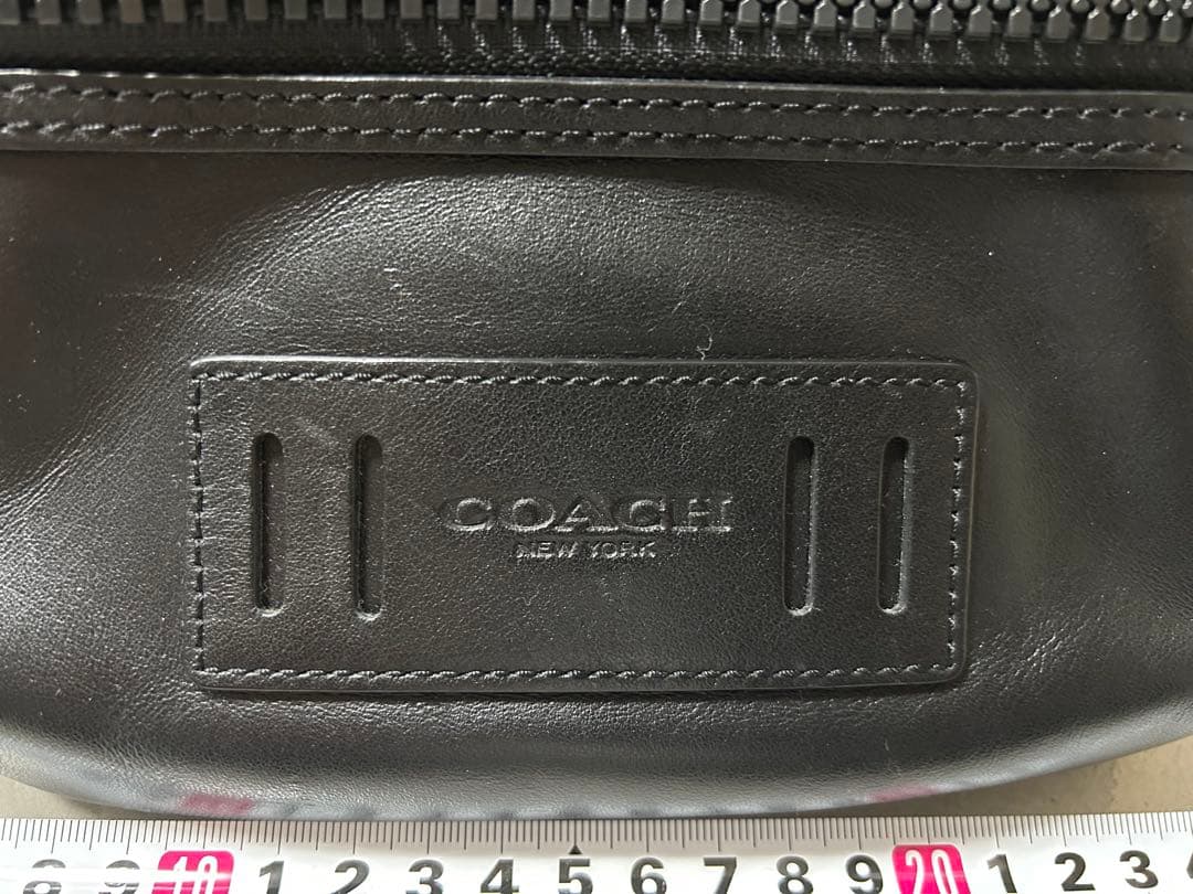 COACH ボディバッグ ブラック レザー