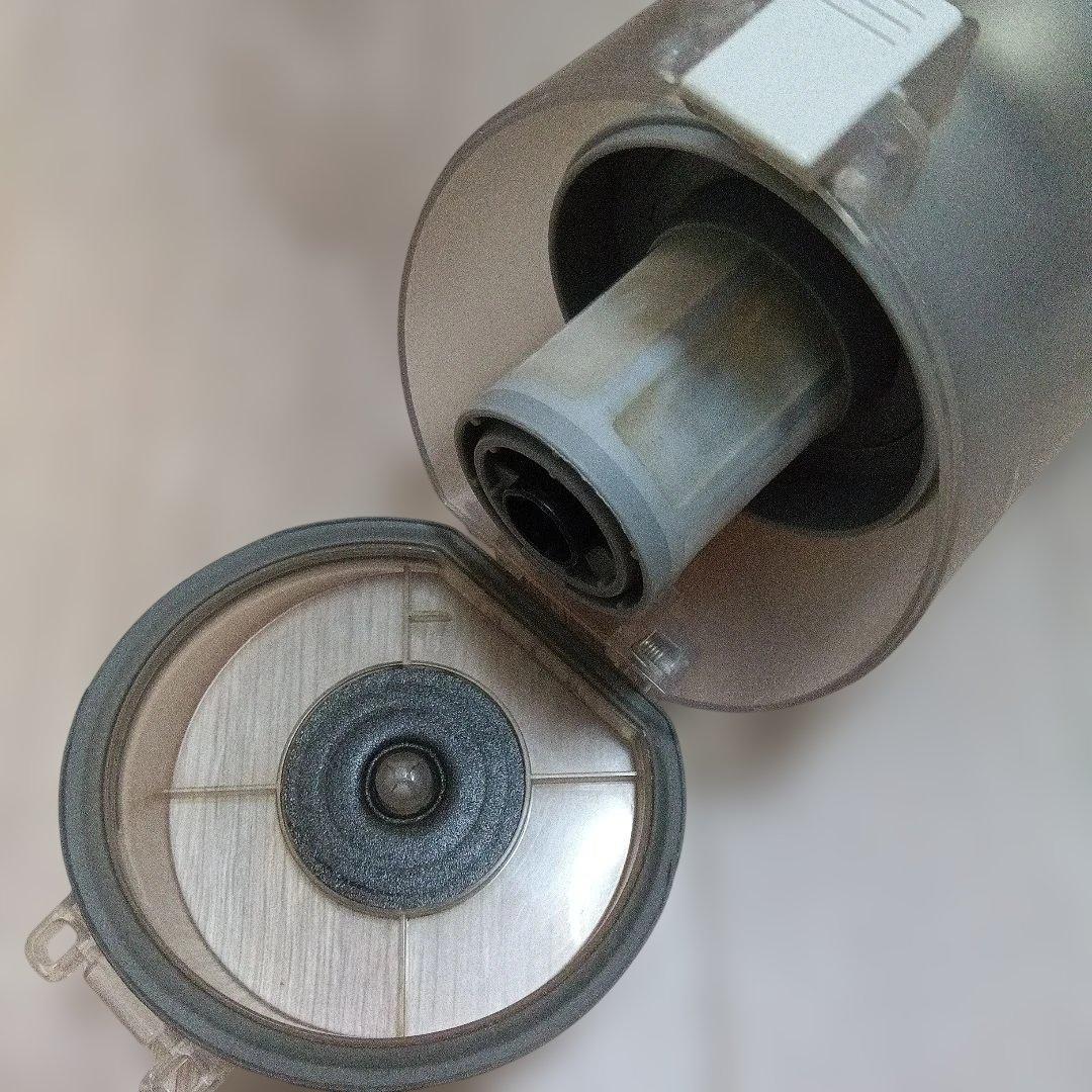 パナソニック サイクロン式コードレススティック掃除機 MC-SB85K