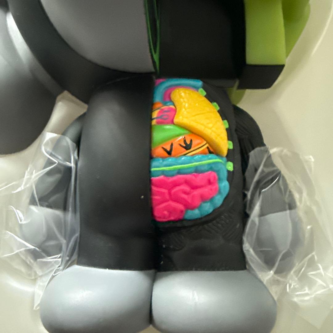 BAPE フィギュア　ape kaws MILO 黒