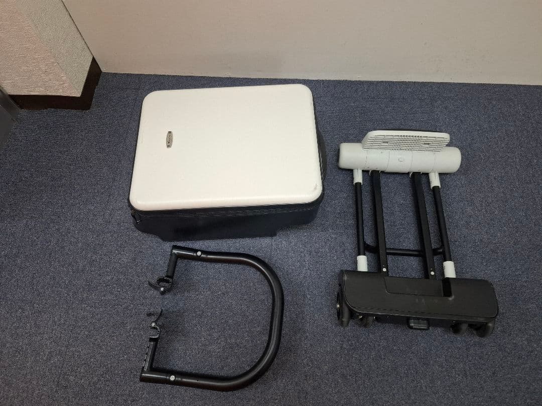 Dudode 子供が乗れるキャリーケース　白×黒