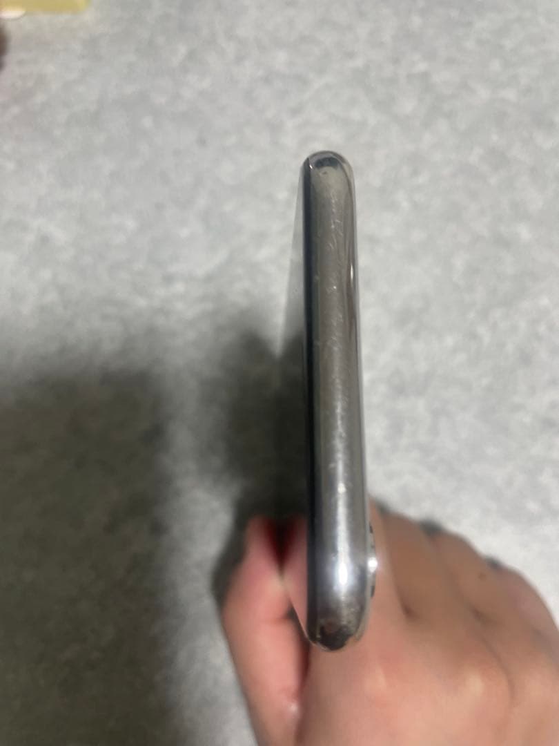 iPhone X シルバー　64GB