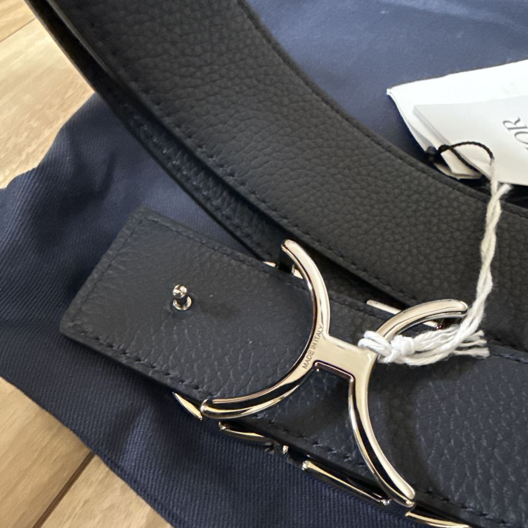 新品　未使用　Dior ブラックレザーベルト　CD ロゴ