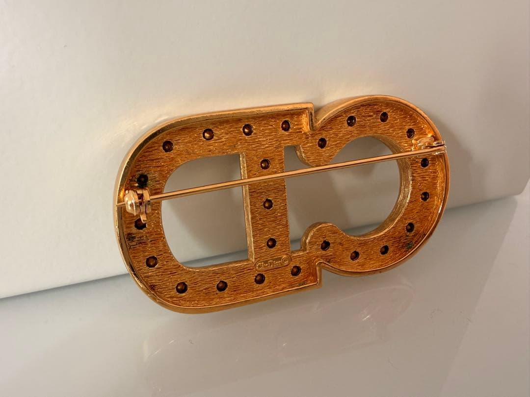 最終値下げ【DIOR】 CDロゴ ブローチ ヴィンテージ ゴールド クリスタル