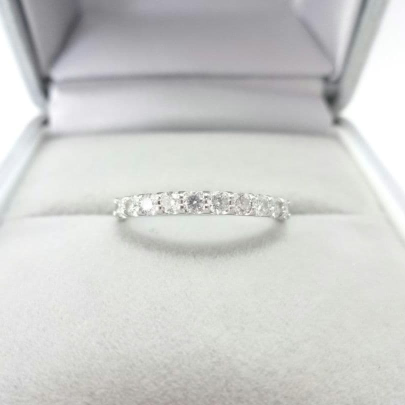0.30ct　ダイヤモンド　ハーフエタニティ　リング　プラチナ