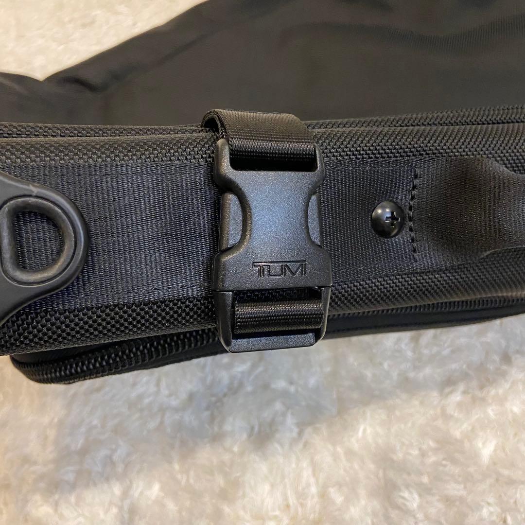 TUMI トライ フォールド キャリーオン ガーメントケース 22133DH