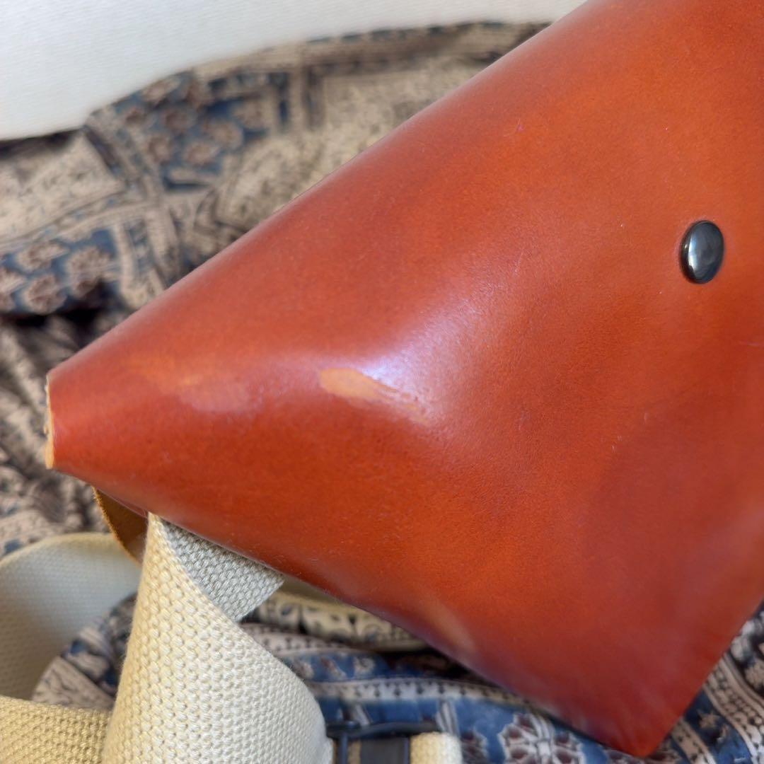 Uni&Co メッセンジャーバッグ(M)/CAMEL