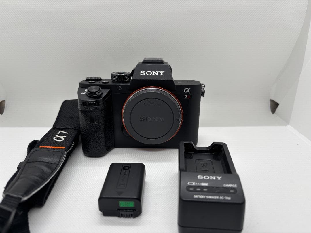 【実用品】ソニー SONY α7R Ⅱ (ショット数66,352枚)