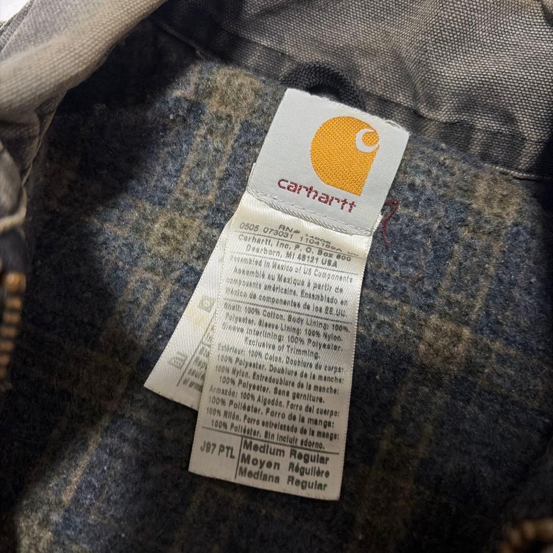 や*d様 Carhartt Detroit Jacket