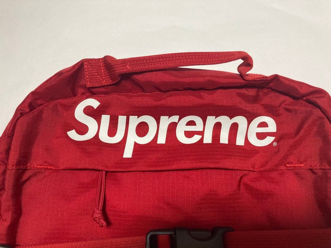 シュプリーム　supreme ボディーバック ウエストバッグ赤