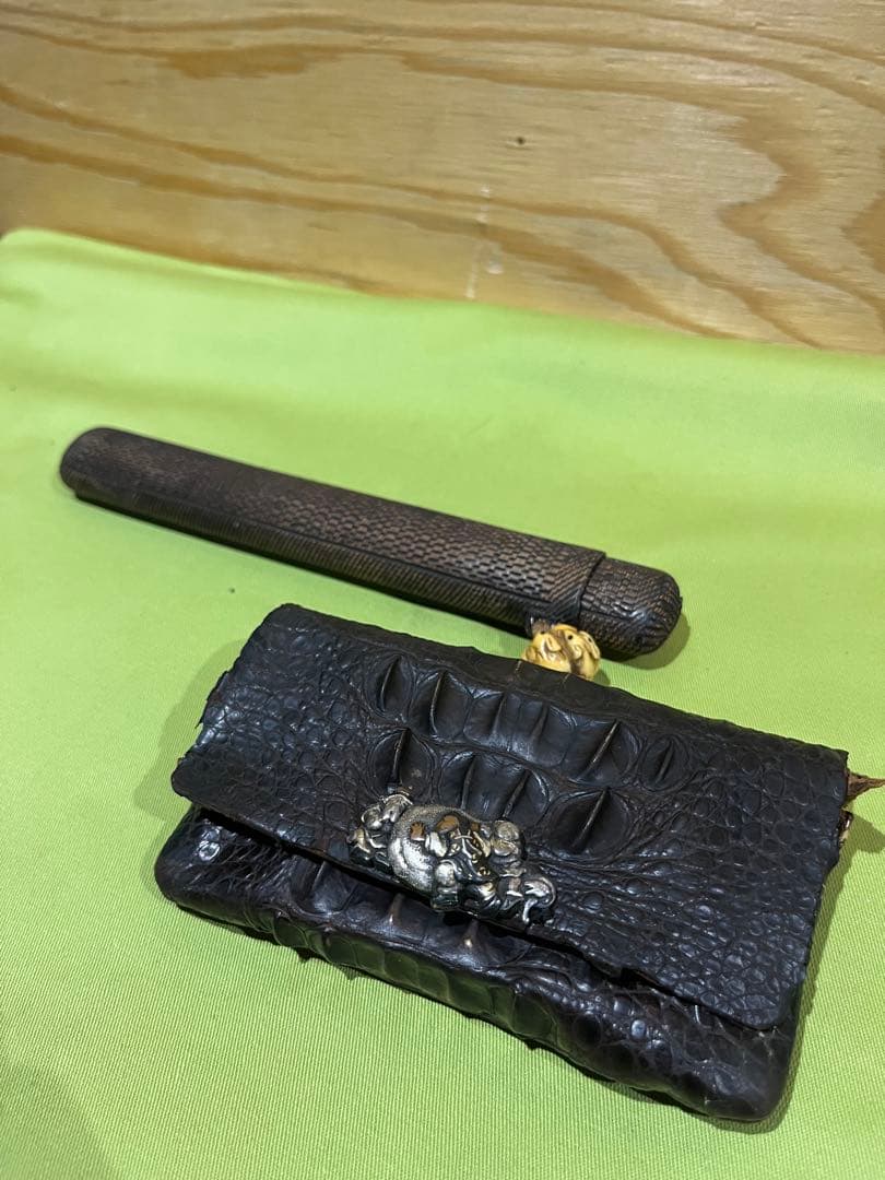 小*城様 喫煙具　当時物　クロコダイル　煙管入れ　煙管　金銀装飾