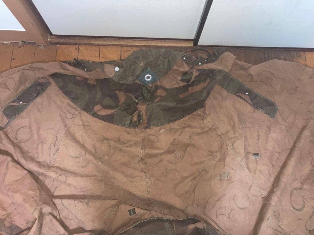 ハンガリー軍　ポンチョテント2枚組　ハリケーンカモ　軍幕テント　ティピー