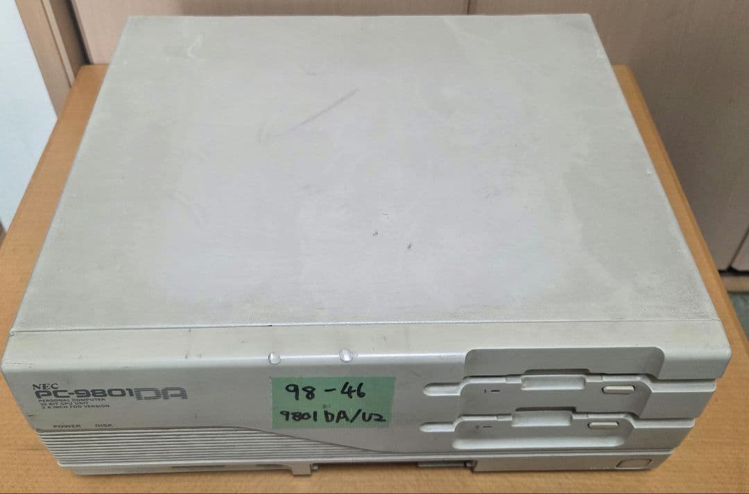 ジャンク品　NEC PC-9801DA/U2　本体のみ