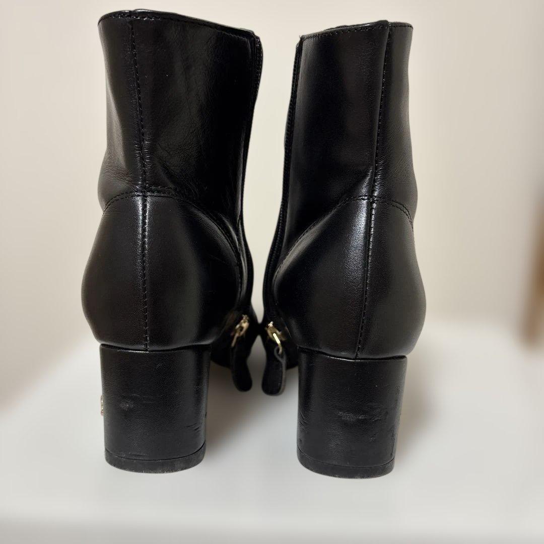 お正月5日間限定35000円にて！正規品美品CHANEL ブラックアンクルブーツ