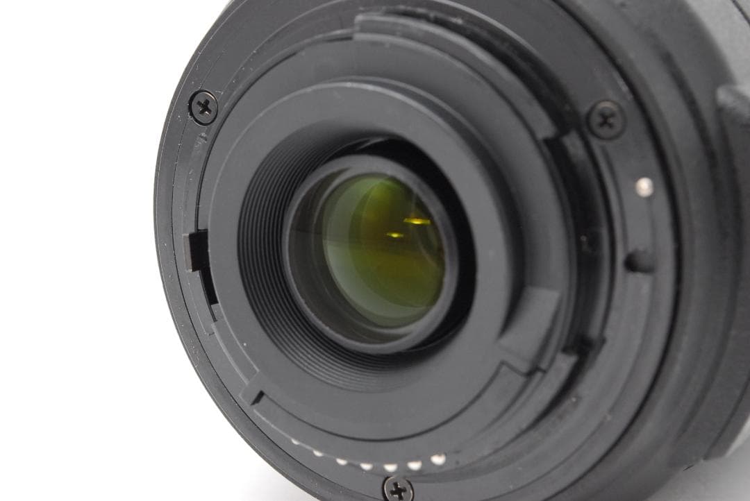 【使用感少美品】ダブルレンズ　Nikon D3300　スマホ転送　動画も撮れる