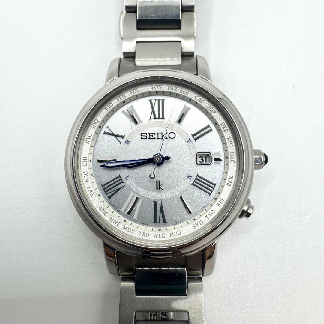 【美品】SEIKO LUKIA SSQV025 電波ソーラー チタン レディース