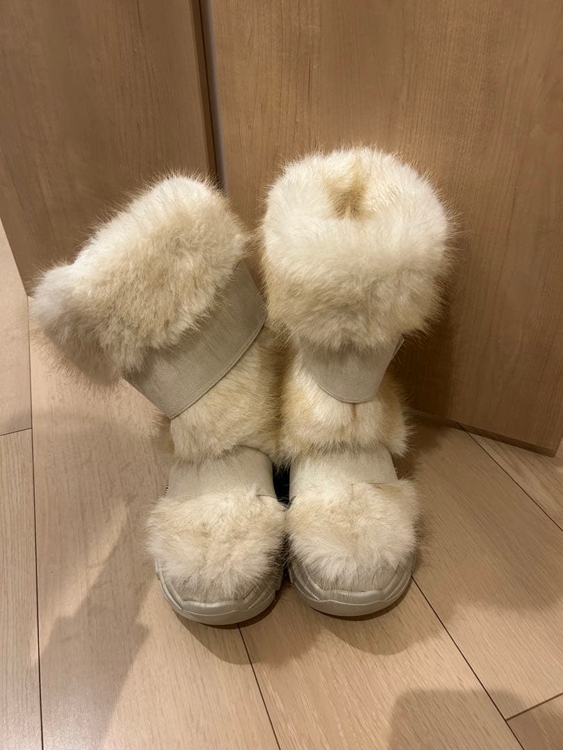 靴 YELLO MOLO SHORT BOOTS