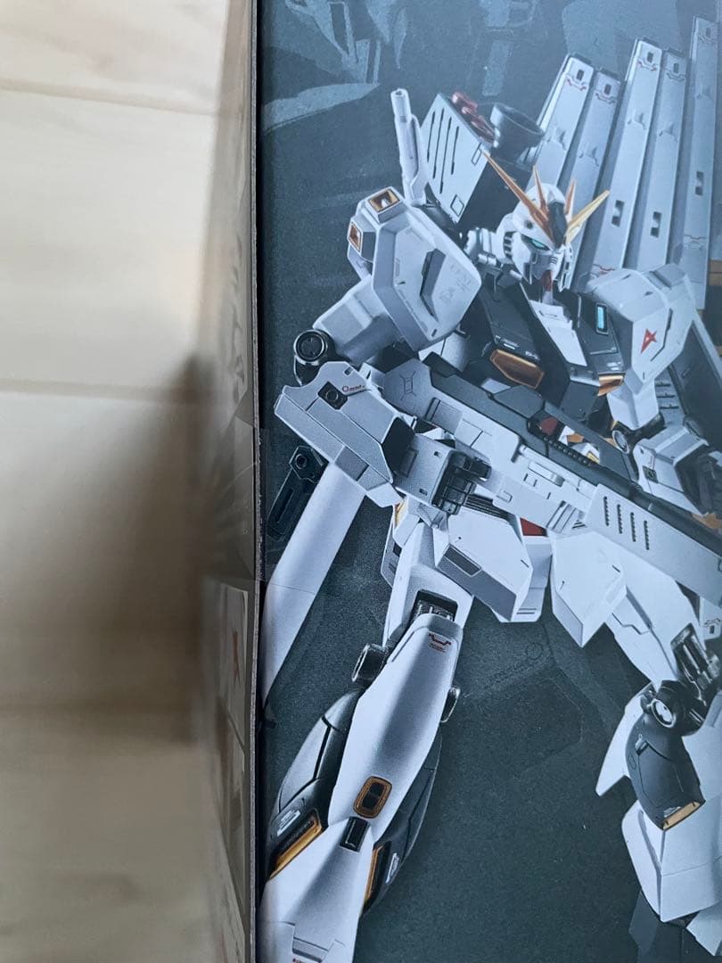 L ROBOT魂 RX-93 νガンダム