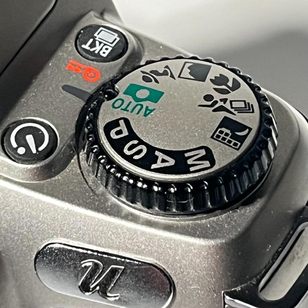 ニコン　フィルムカメラ　Nikon U レンズ　フィルム 付