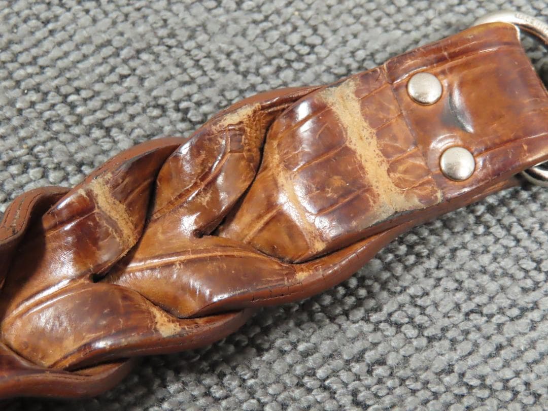 ボッテガヴェネタ　キーホルダー　キーリング　チャーム　ブラウン　レザー　箱保存袋