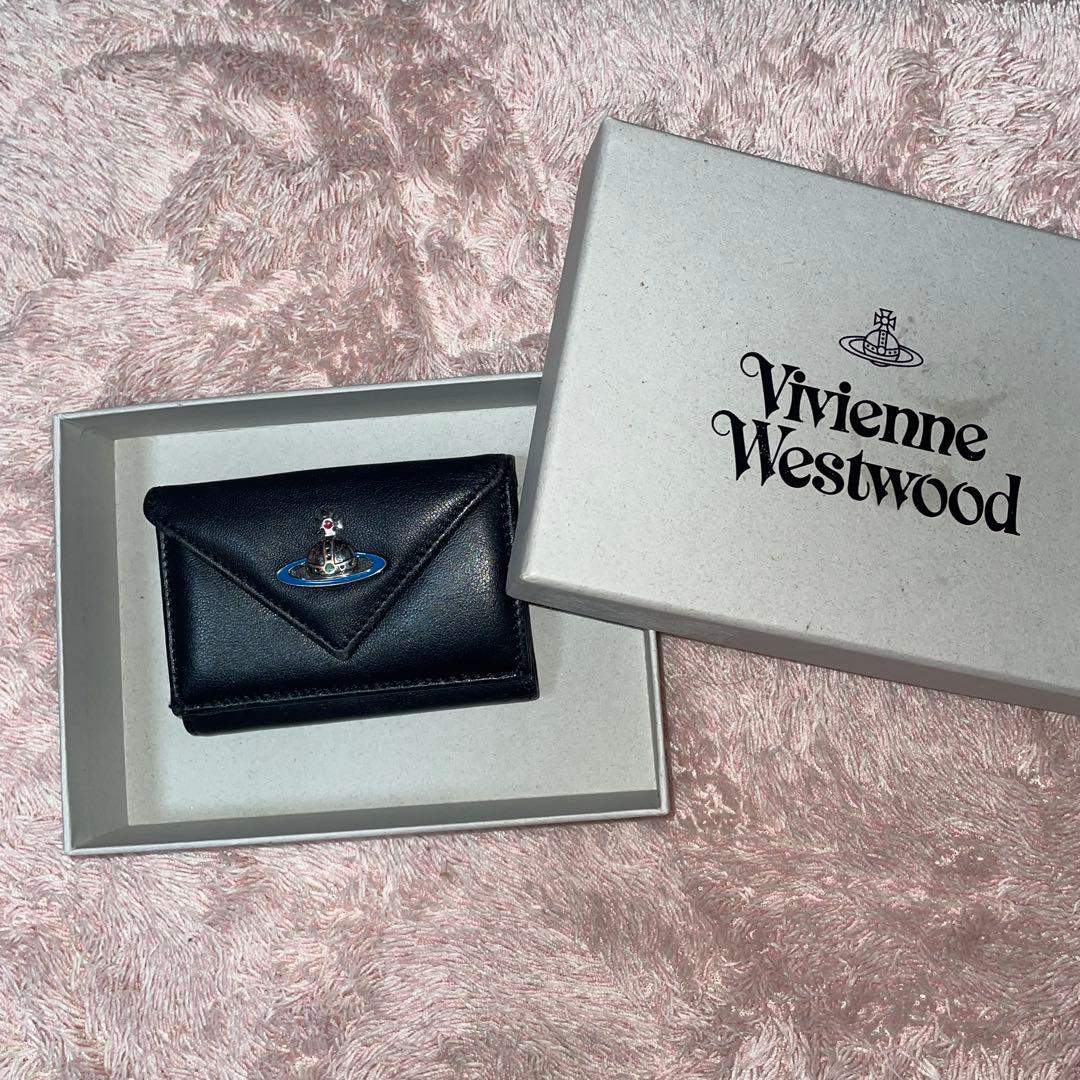 ヴィヴィアン　三つ折り財布　黒　ブラック