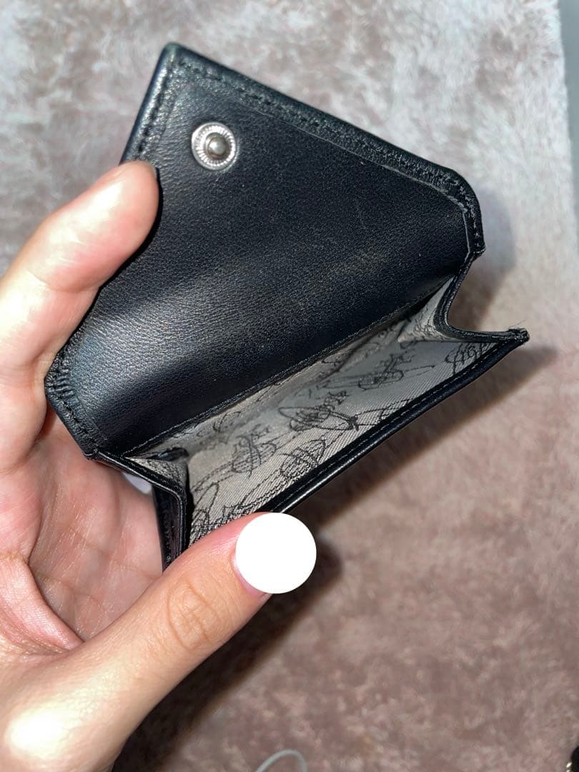 ヴィヴィアン　三つ折り財布　黒　ブラック