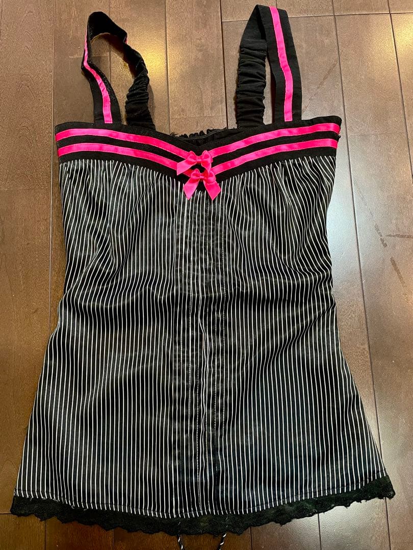 超希少GLAMOROUS JANEストライプ黒×ピンクキャミソールリボン編み上げ
