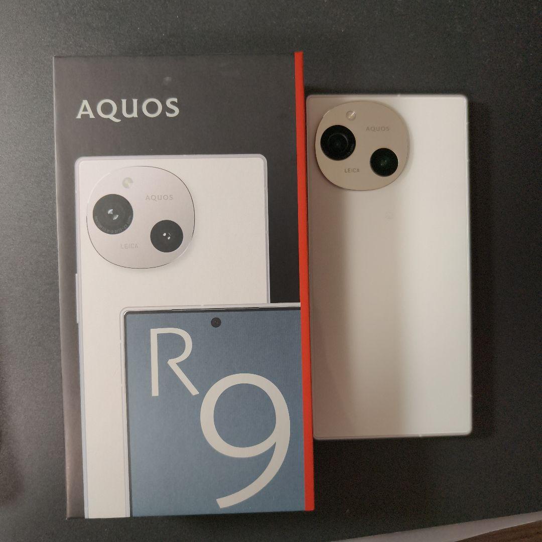【極美品】AQUOS R9 SIMフリー版 ホワイト 12+256GB
